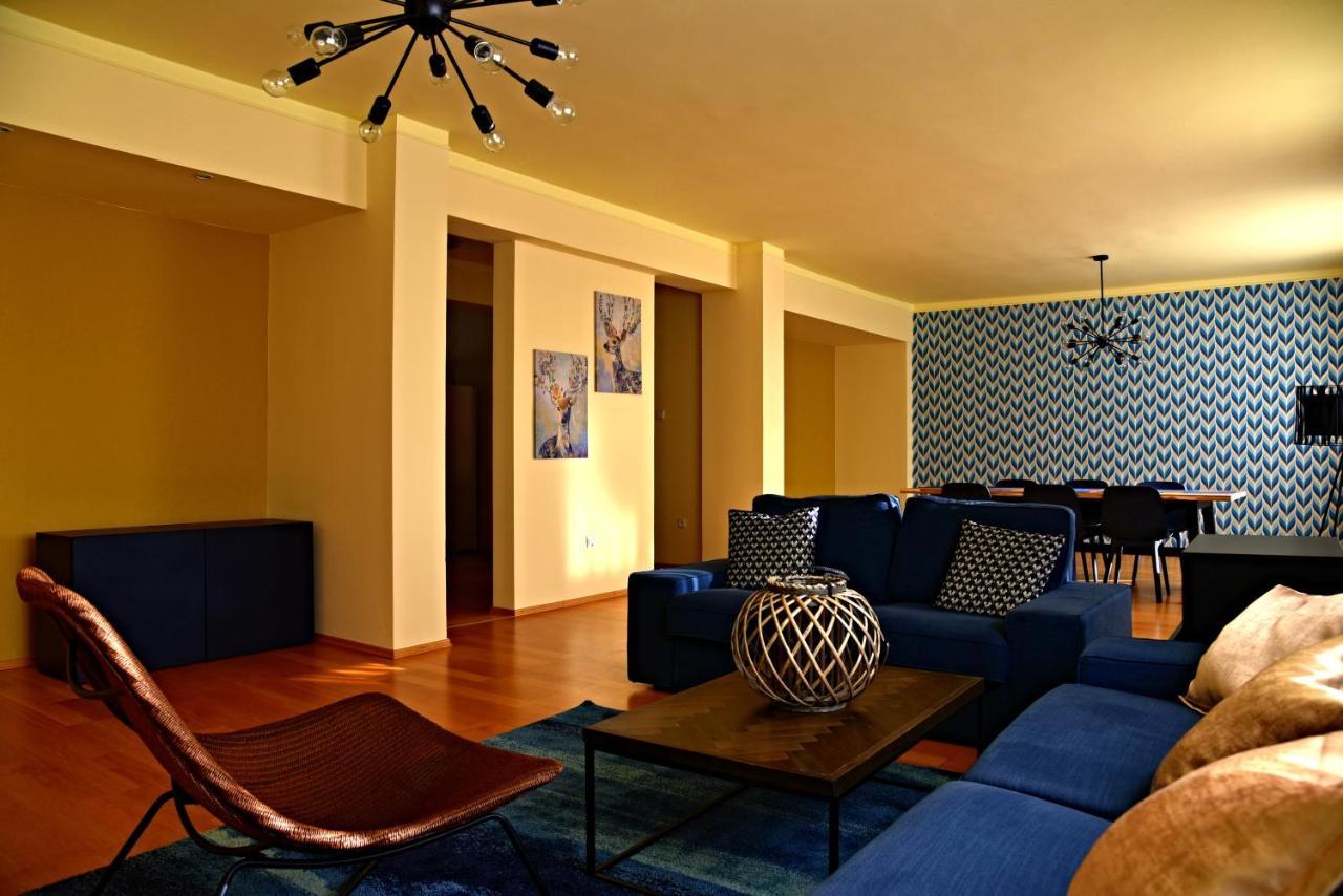 Hotel Bobr Хомутов Екстер'єр фото
